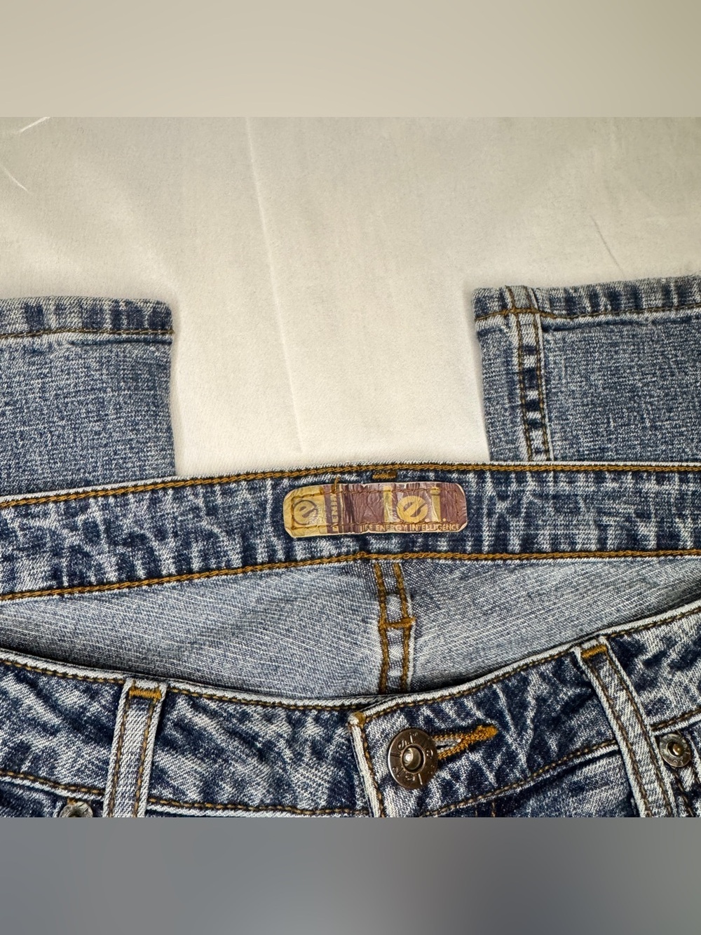 Y2K Lei Bootcut Jeans - Picture 5 of 11